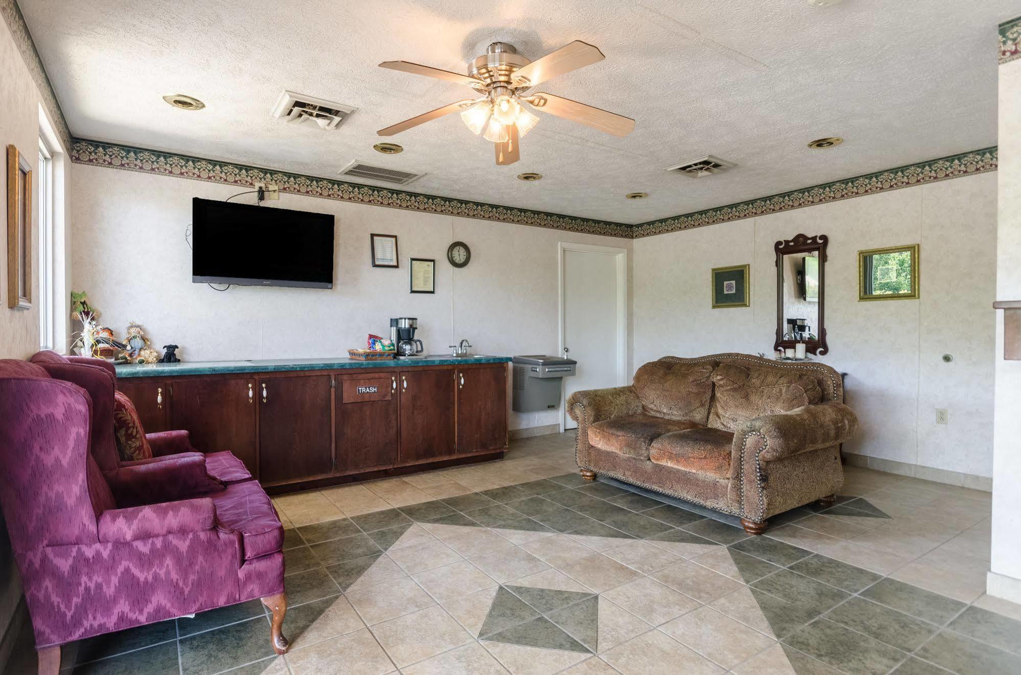 Parsons Deerfield Inn מראה חיצוני תמונה